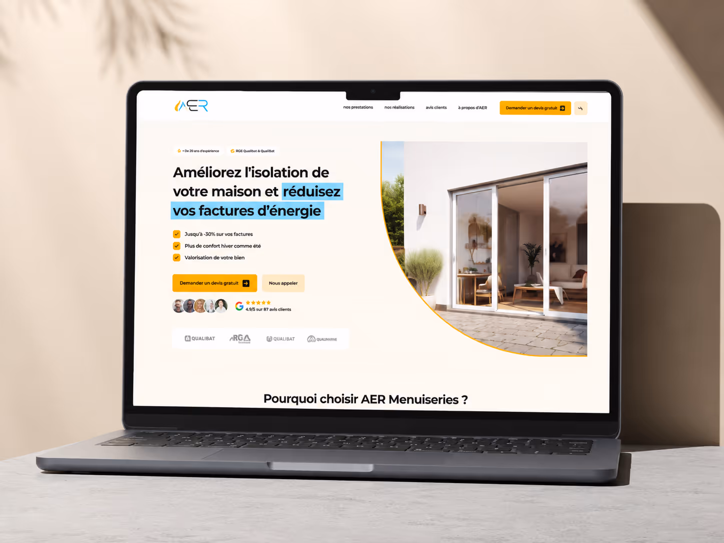 Mockup laptop AER Menuiseries